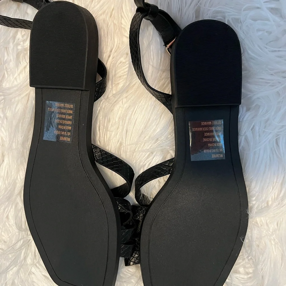 Never worn - Picture 3 of 3